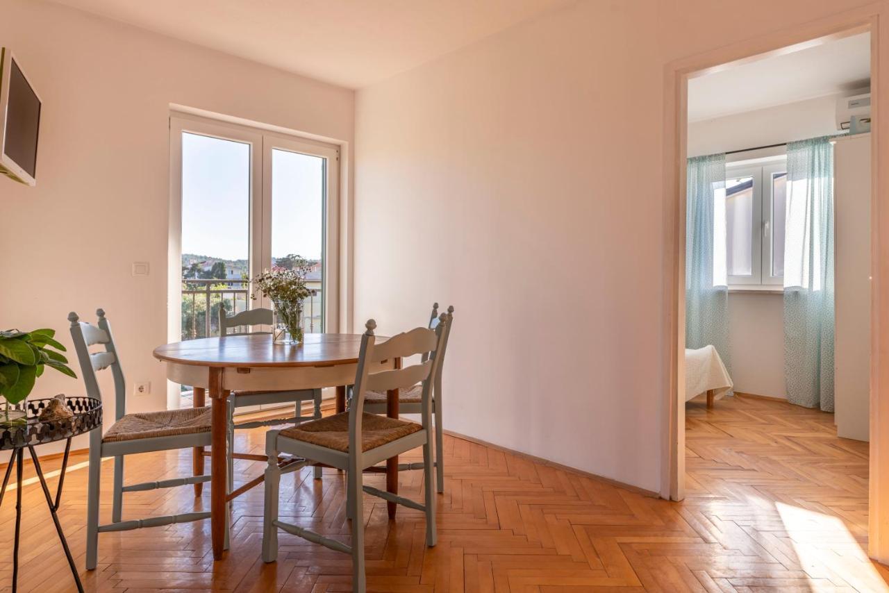 Charming Tale Apartments Modun19 Pirovac Esterno foto