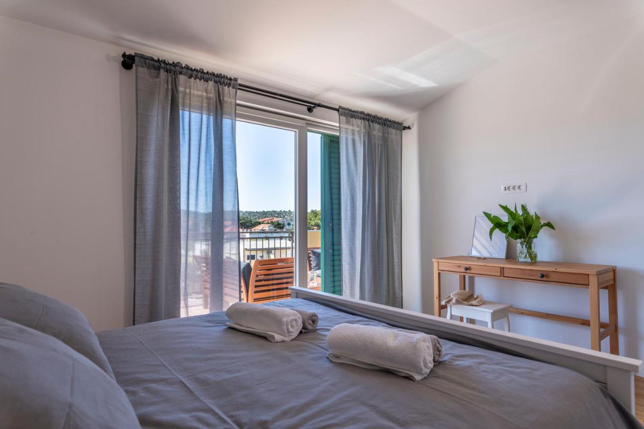Charming Tale Apartments Modun19 Pirovac Esterno foto