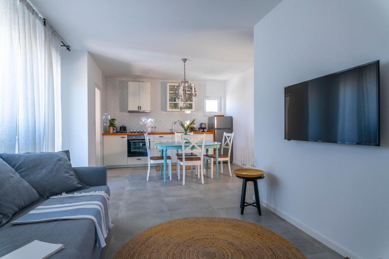 Charming Tale Apartments Modun19 Pirovac Esterno foto