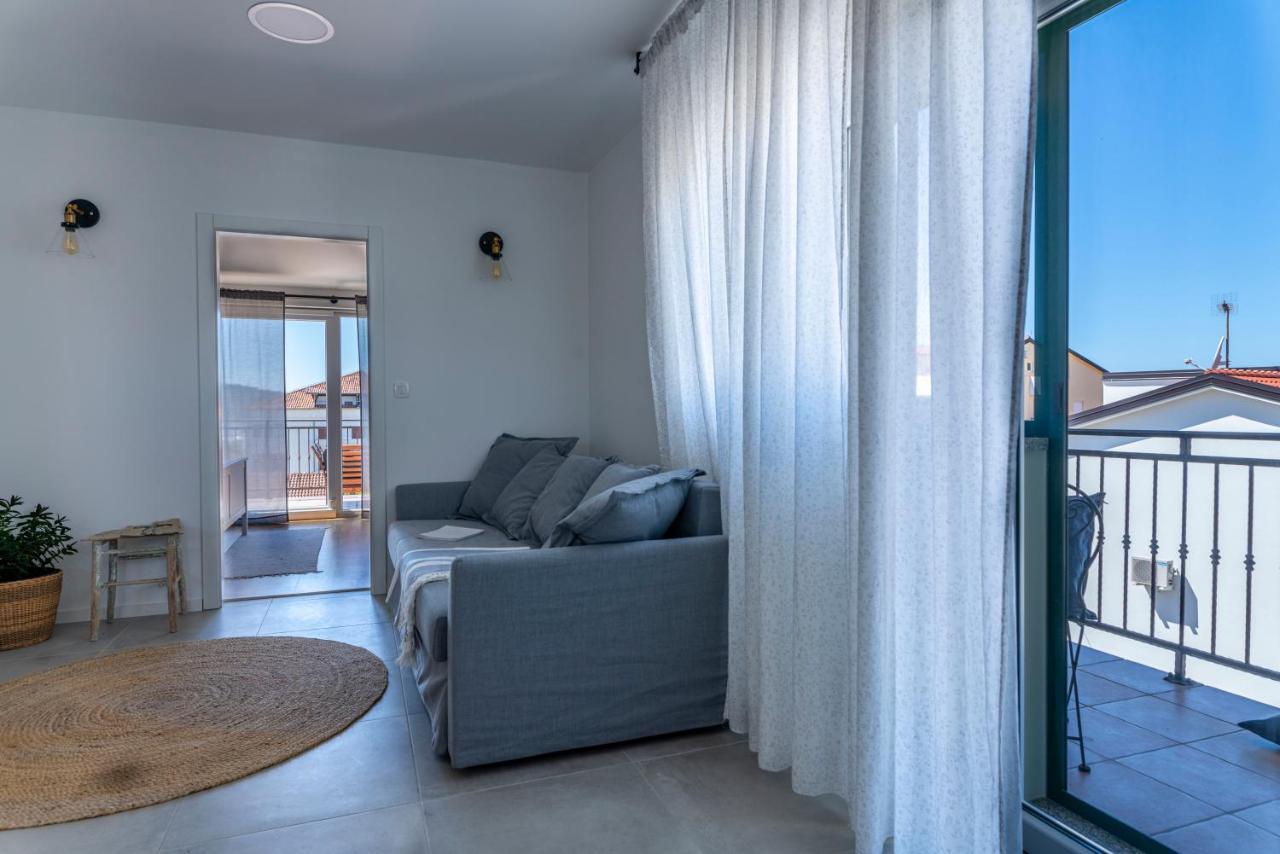 Charming Tale Apartments Modun19 Pirovac Esterno foto