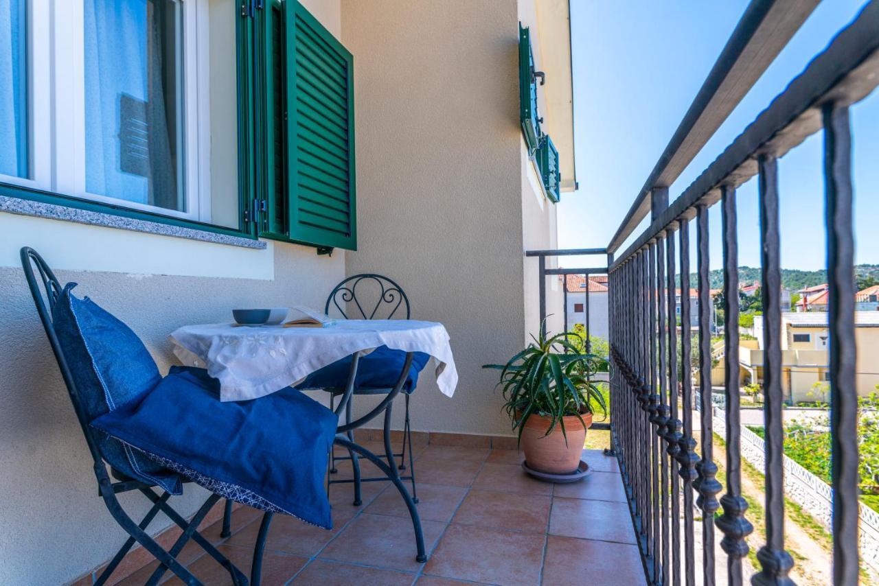Charming Tale Apartments Modun19 Pirovac Esterno foto