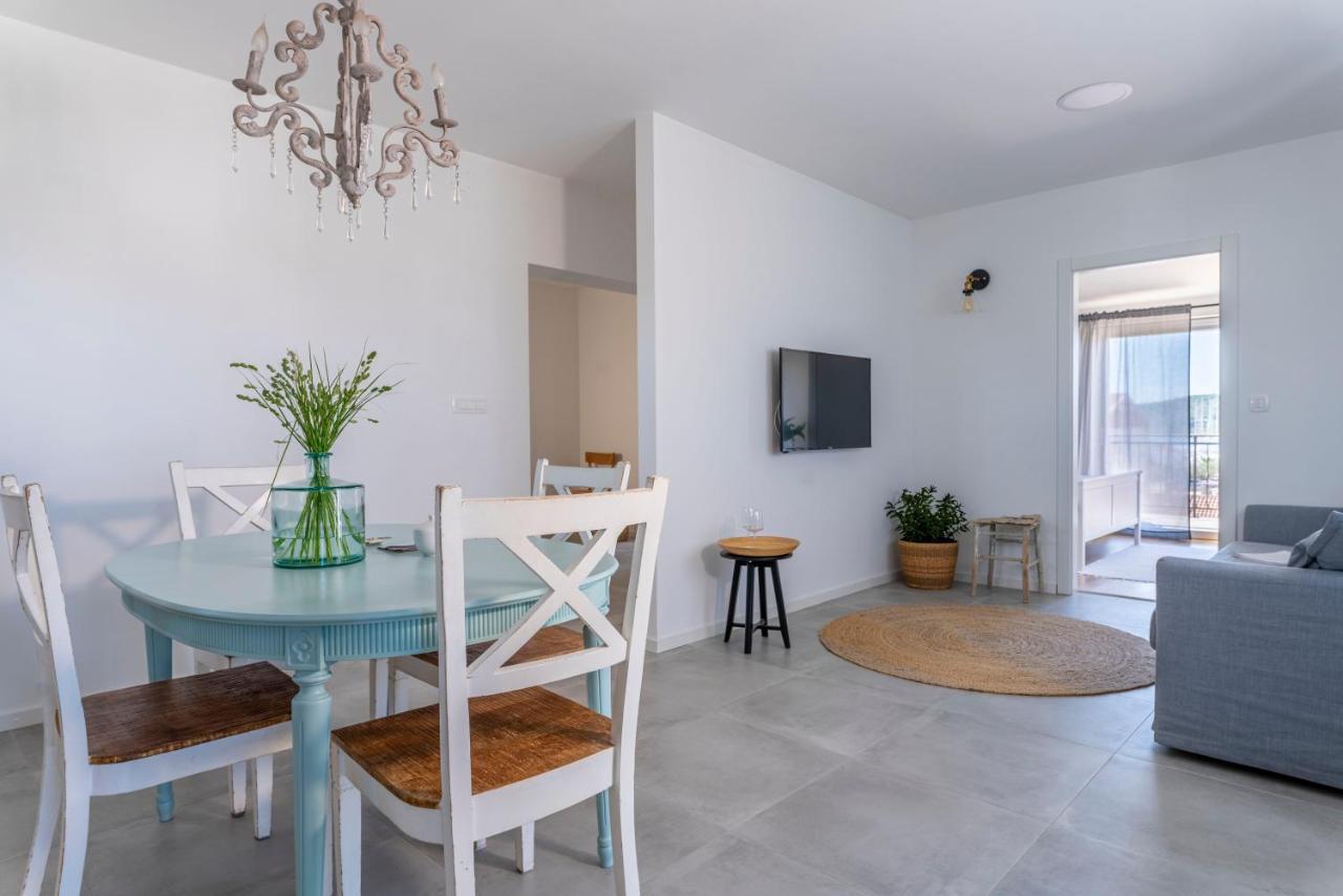 Charming Tale Apartments Modun19 Pirovac Esterno foto